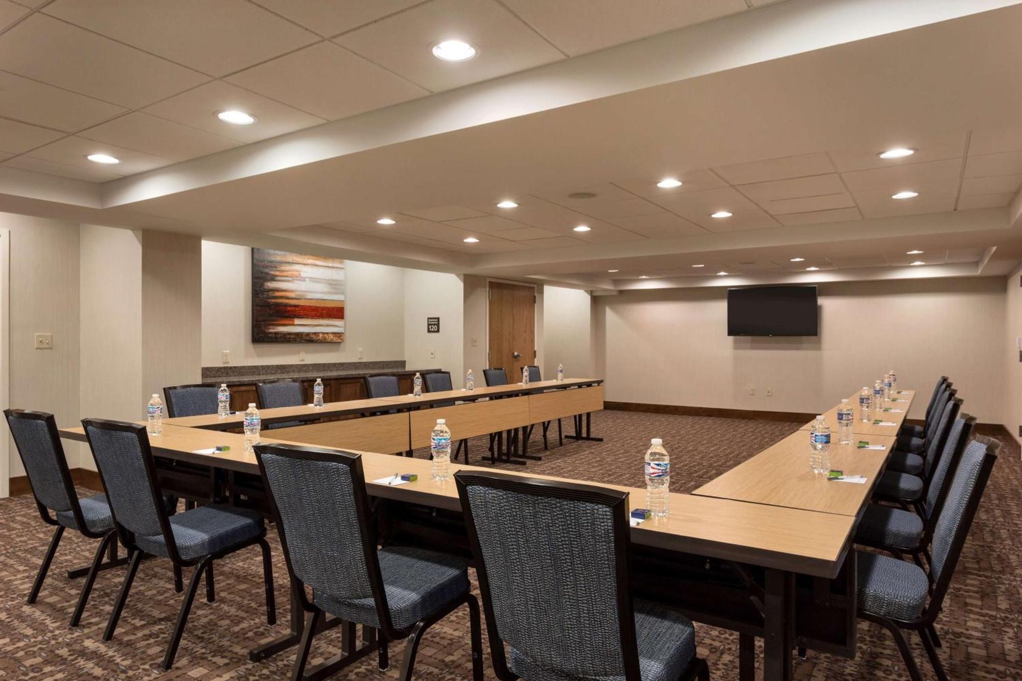 Hampton Inn And Suites Clayton/St. Louis-Galleria Area Экстерьер фото