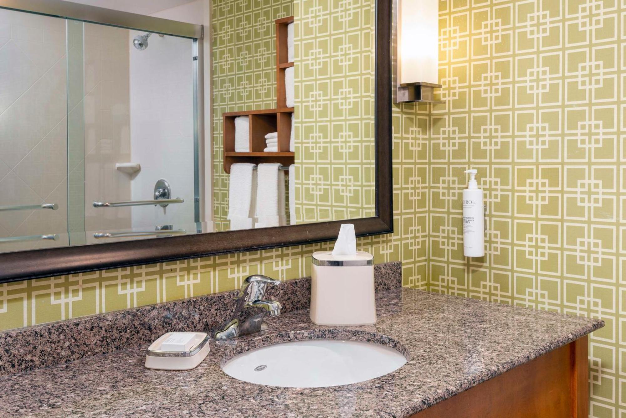 Hampton Inn And Suites Clayton/St. Louis-Galleria Area Экстерьер фото
