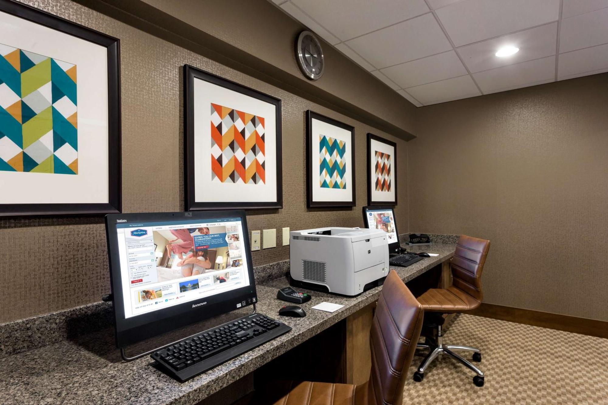 Hampton Inn And Suites Clayton/St. Louis-Galleria Area Экстерьер фото