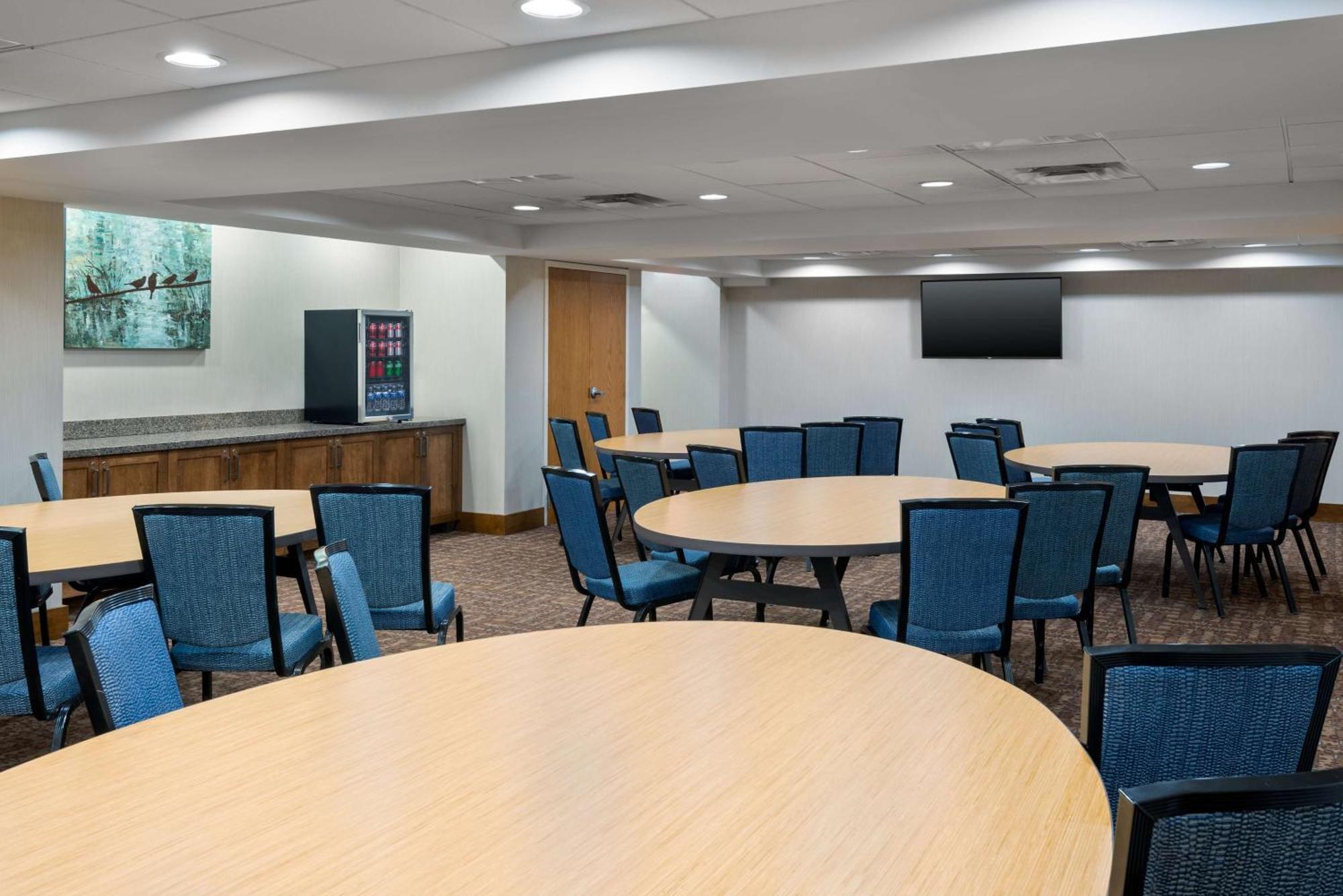 Hampton Inn And Suites Clayton/St. Louis-Galleria Area Экстерьер фото